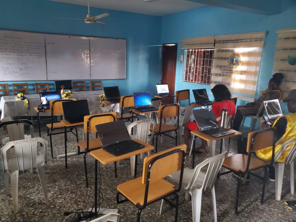Cross session of about 50 sets of computers donated to Oregun Senior Secondary School, powered by Region 3, District 404B2 Nigeria .